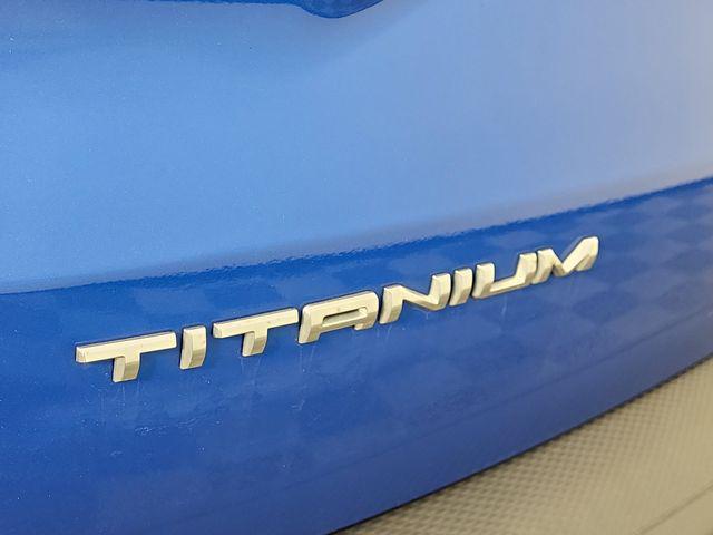 2020 Ford Escape Titanium Hybrid