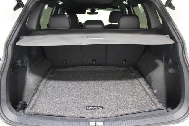 2024 Volkswagen Tiguan 2.0T SEL R-Line