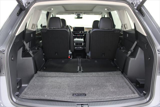2026 Volkswagen Atlas SE with Technology