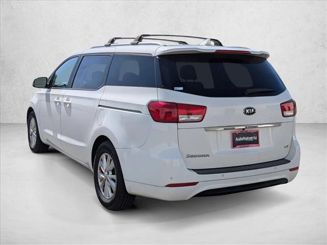 2016 Kia Sedona LX