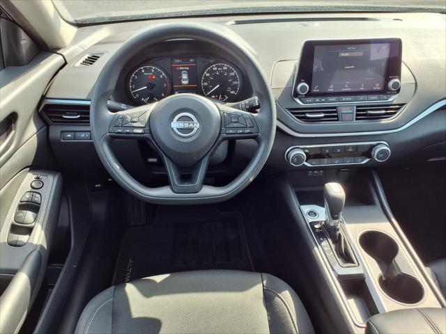 2025 Nissan Altima S FWD
