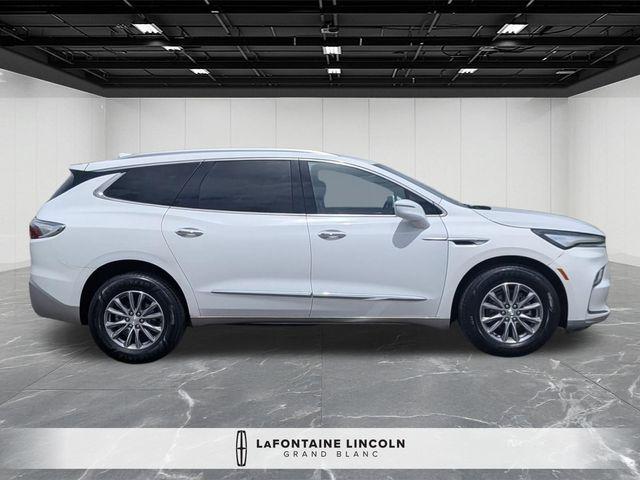 2023 Buick Enclave Essence FWD