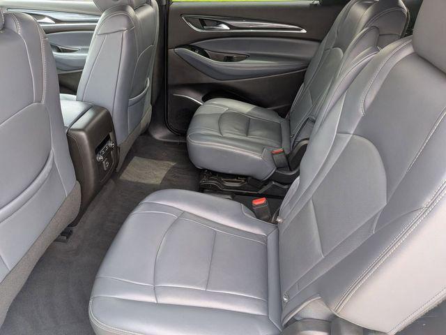 2023 Buick Enclave Essence FWD