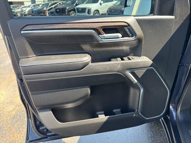 2023 GMC Sierra 1500 4WD Crew Cab Short Box Elevation with 3SB