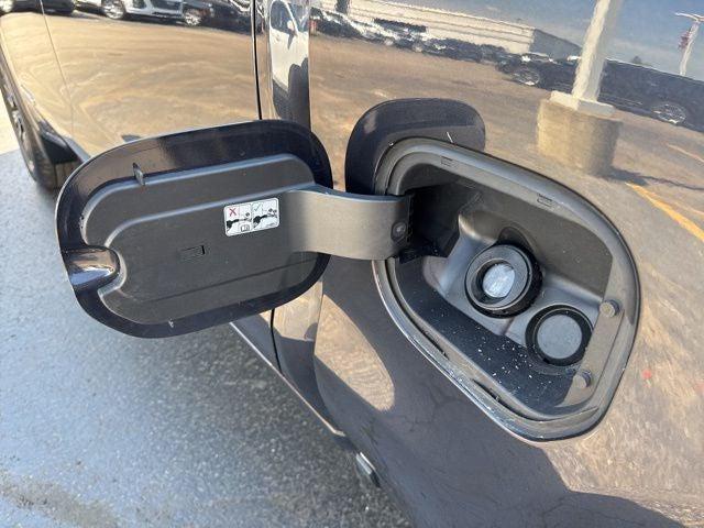 2023 GMC Sierra 1500 4WD Crew Cab Short Box Elevation with 3SB