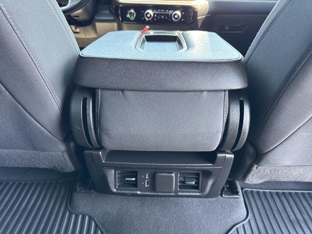 2023 GMC Sierra 1500 4WD Crew Cab Short Box Elevation with 3SB
