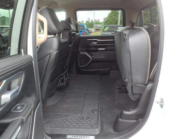 2020 Ram 1500 Laramie Crew Cab 4x4 5'7" Box