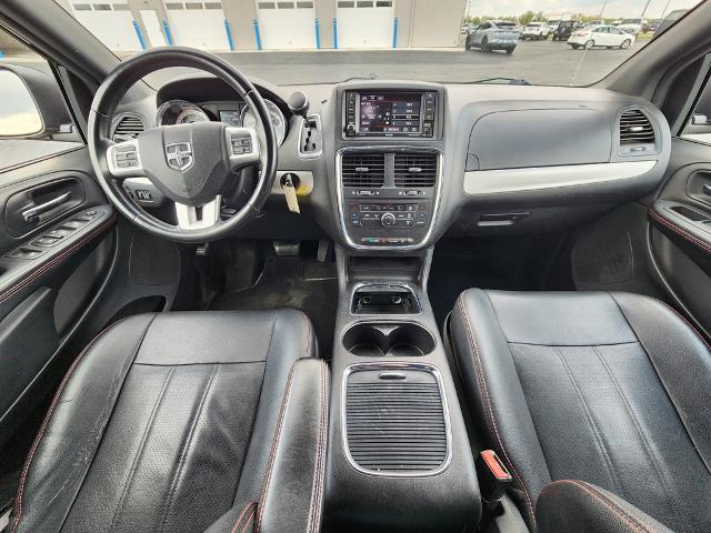2016 Dodge Grand Caravan R/T