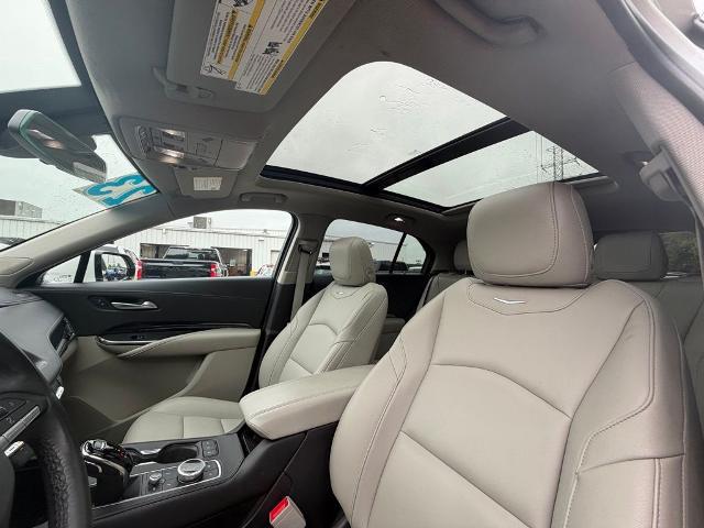 2023 Cadillac XT4 FWD Luxury