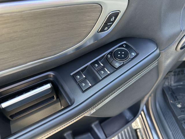 2025 Ford Expedition Platinum MAX