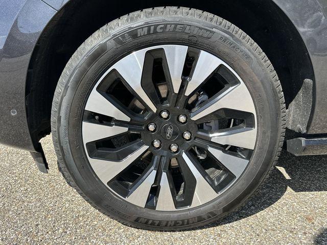 2025 Ford Expedition Platinum MAX