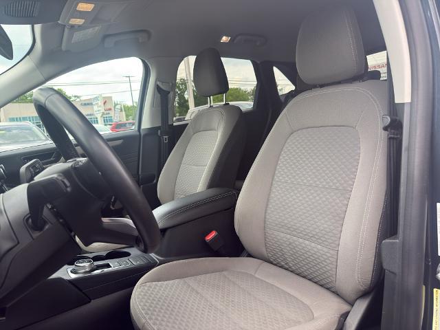 2022 Ford Escape SE Hybrid
