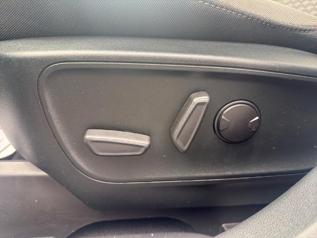 2022 Ford Escape SE Hybrid