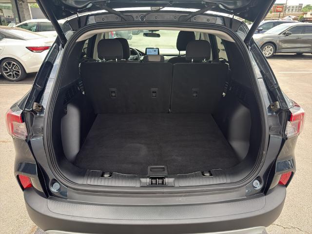 2022 Ford Escape SE Hybrid