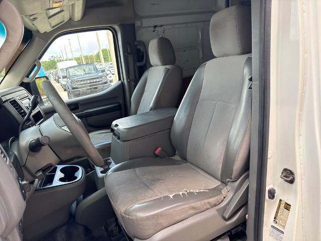 2014 Nissan 2500 SV V6