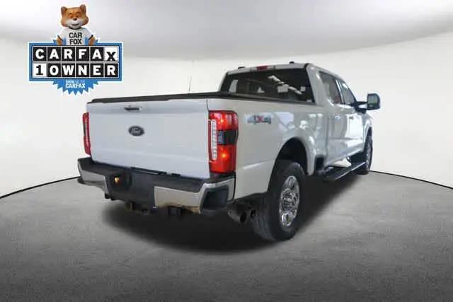 2023 Ford F-350 LARIAT