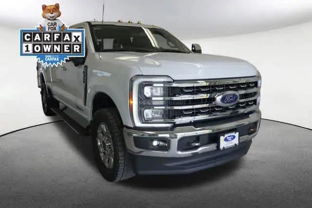 2023 Ford F-350 LARIAT