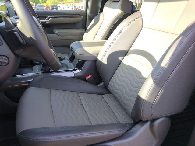 2025 Chevrolet Silverado 1500 4WD Crew Cab Short Bed ZR2