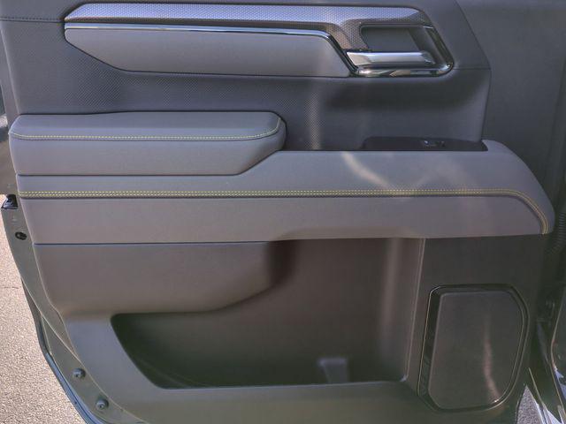 2025 Chevrolet Silverado 1500 4WD Crew Cab Short Bed ZR2