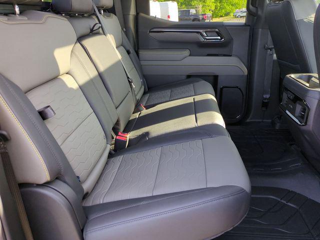 2025 Chevrolet Silverado 1500 4WD Crew Cab Short Bed ZR2