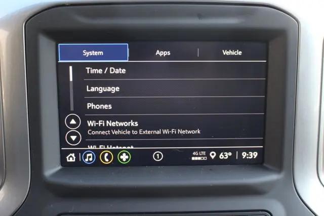 2025 Chevrolet Silverado 2500HD 4WD Crew Cab Standard Bed Custom