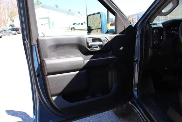 2025 Chevrolet Silverado 2500HD 4WD Crew Cab Standard Bed Custom