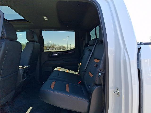 2025 GMC Sierra 1500 4WD Crew Cab Short Box AT4