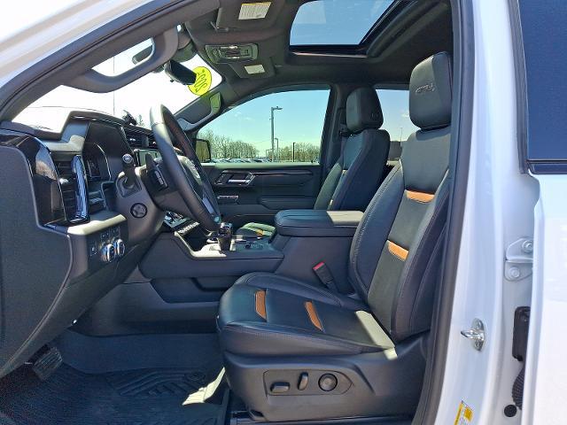 2025 GMC Sierra 1500 4WD Crew Cab Short Box AT4