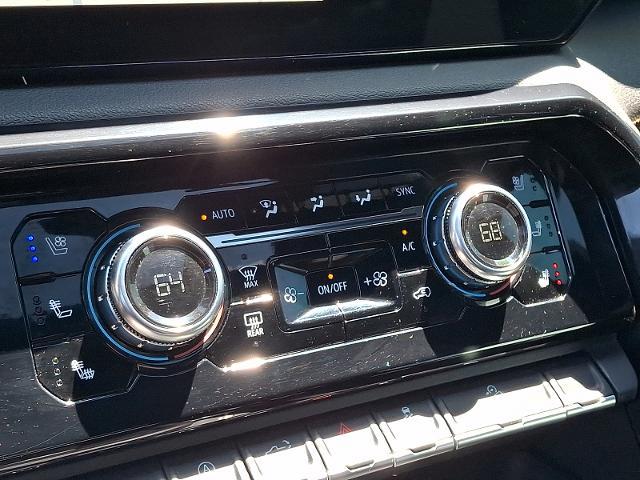2025 GMC Sierra 1500 4WD Crew Cab Short Box AT4