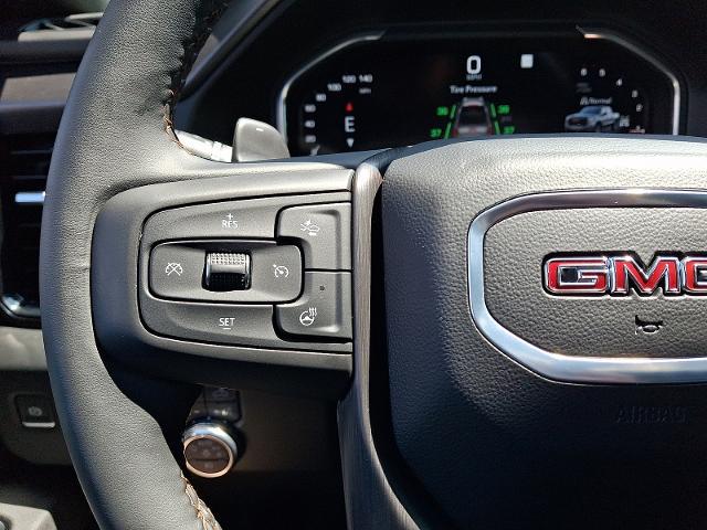 2025 GMC Sierra 1500 4WD Crew Cab Short Box AT4