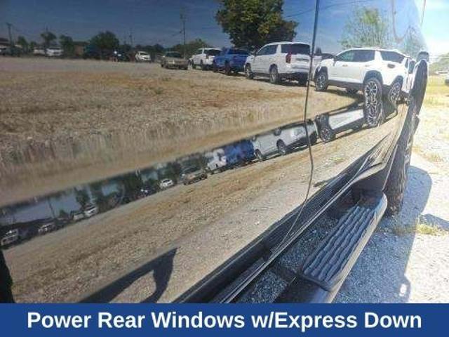 2021 Chevrolet Silverado 1500 4WD Crew Cab Short Bed Custom Trail Boss