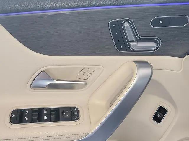 2019 Mercedes-Benz A 220 A 220