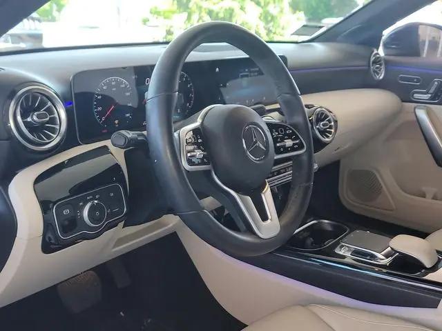 2019 Mercedes-Benz A 220 A 220