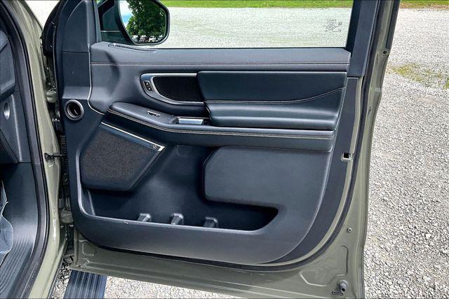 2025 Ford Expedition Platinum MAX