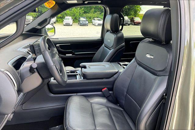 2025 Ford Expedition Platinum MAX