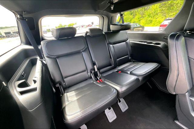 2025 Ford Expedition Platinum MAX