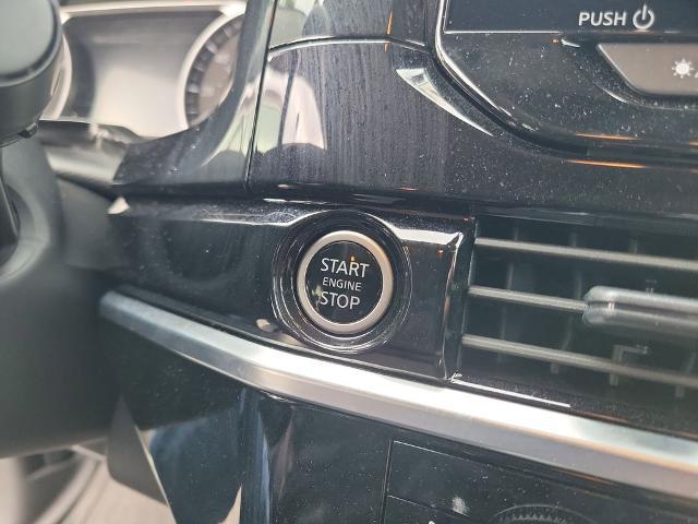 2024 Nissan Pathfinder SV FWD