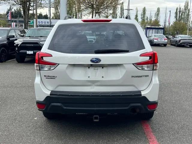2021 Subaru Forester 2.5i