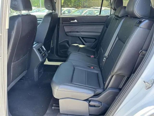 2023 Volkswagen Atlas 2.0T SE w/Technology
