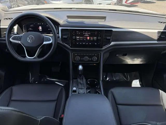 2023 Volkswagen Atlas 2.0T SE w/Technology