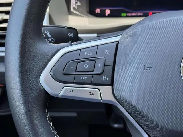 2023 Volkswagen Atlas 2.0T SE w/Technology
