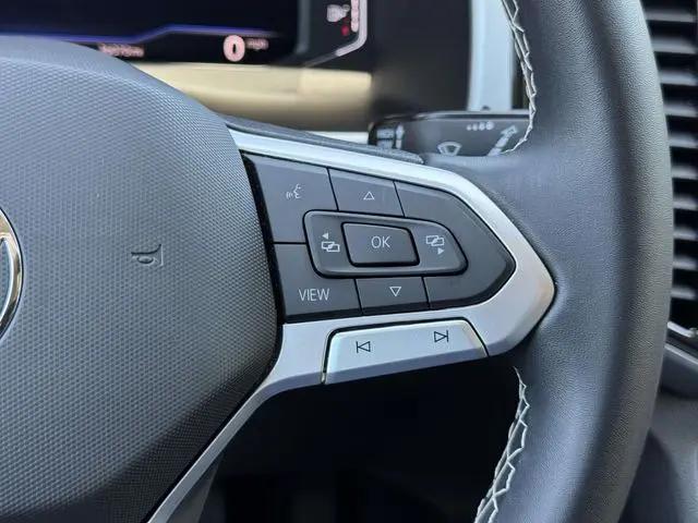 2023 Volkswagen Atlas 2.0T SE w/Technology