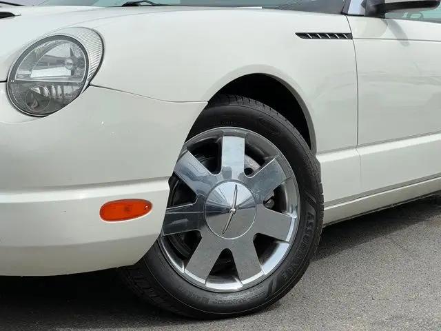 2002 Ford Thunderbird Deluxe