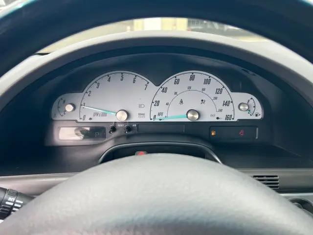2002 Ford Thunderbird Deluxe