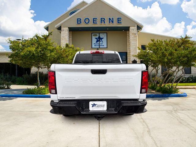 2025 Chevrolet Colorado 4WD WT