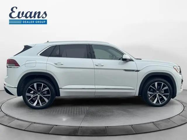 2026 Volkswagen Atlas Cross Sport SEL Premium R-Line