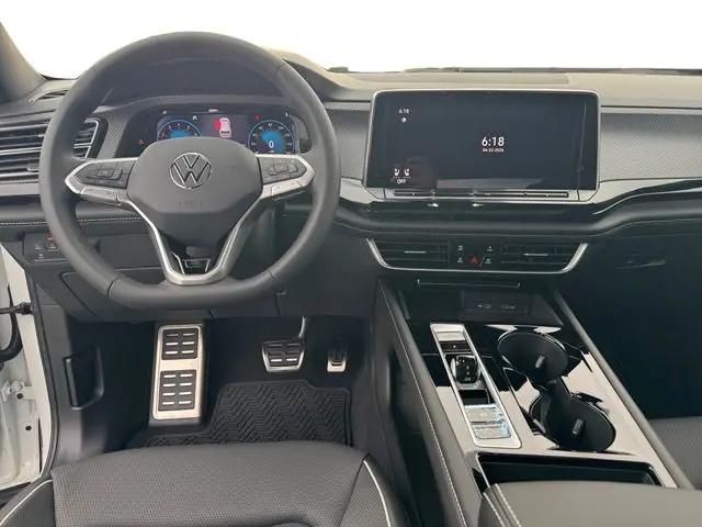 2026 Volkswagen Atlas Cross Sport SEL Premium R-Line