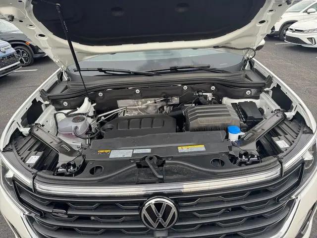 2026 Volkswagen Atlas Cross Sport SEL Premium R-Line