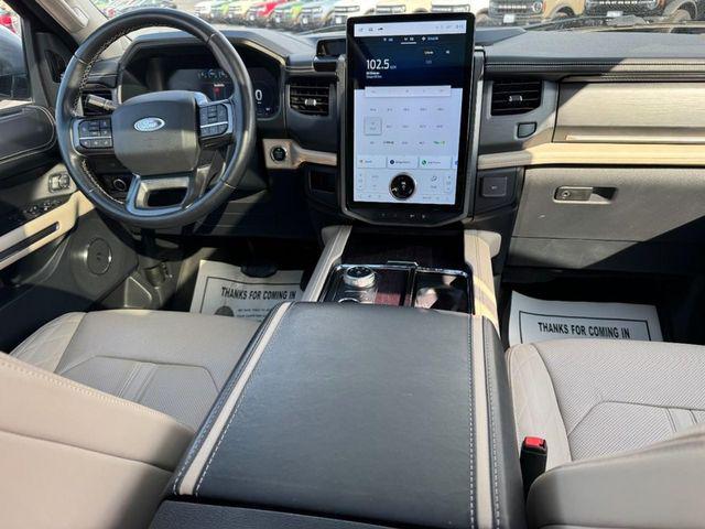 2023 Ford Expedition Platinum