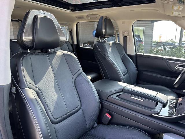 2025 INFINITI QX80 SENSORY AWD